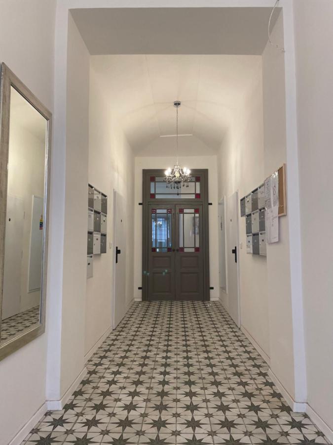 Andrews Cosy Apartment ปราก ภายนอก รูปภาพ